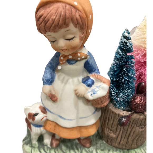 Vintage Christmas assemblage - Picture 4 of 14